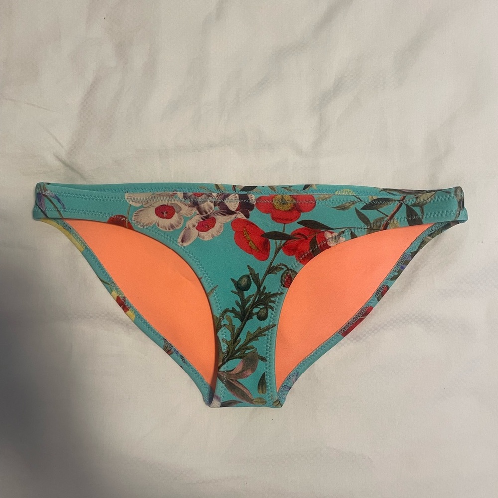Floral Triangl bikini bottom - size S, great condition